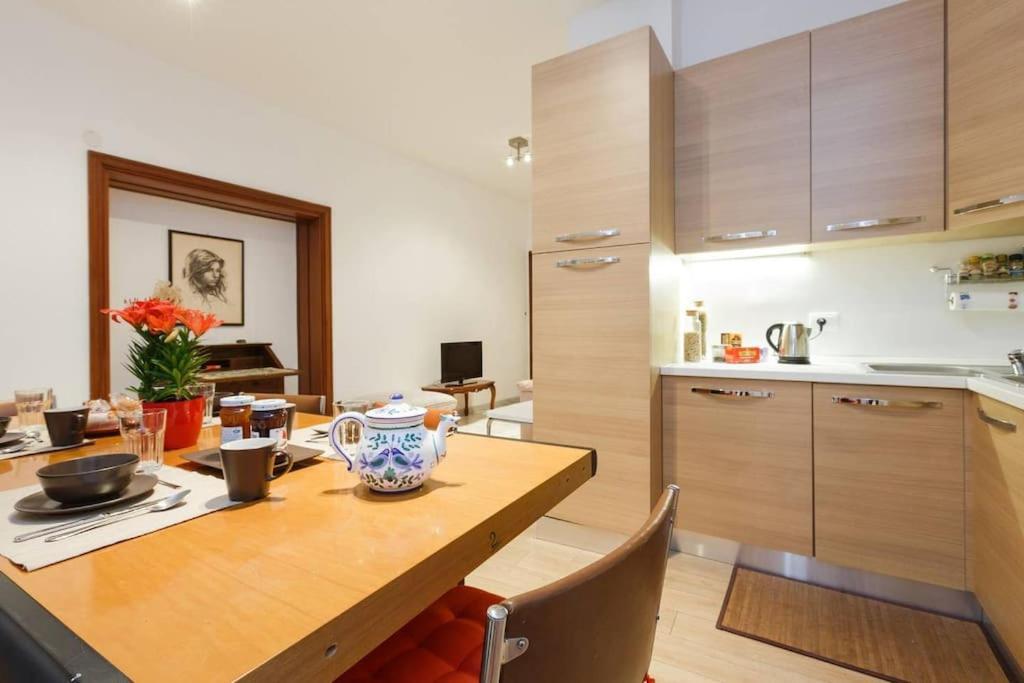 St.peter/vatican New Spacious 3bedrooms Appartement